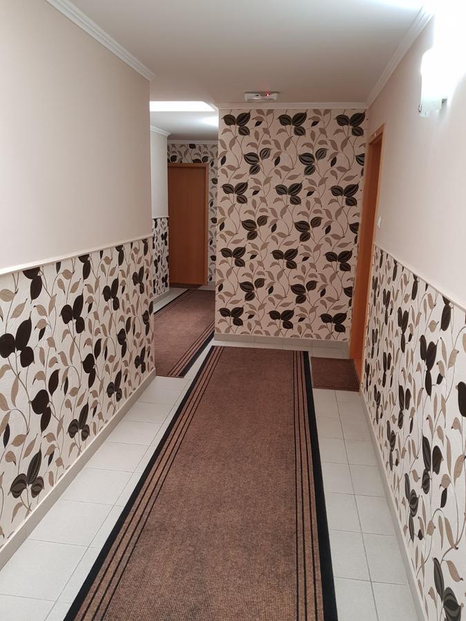 Guest House Mali Homtel 수보티차 외부 사진